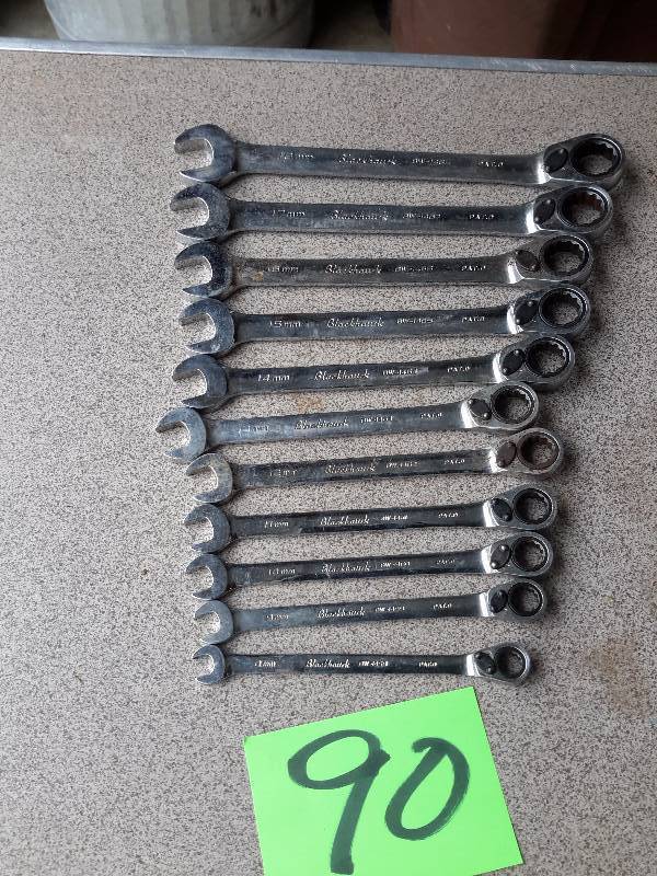 Blackhawk, Offset ratcheting wrenches
