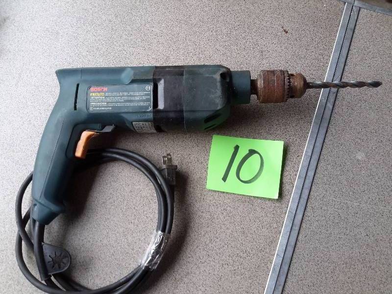 Bosch, 12 in Electric Drill