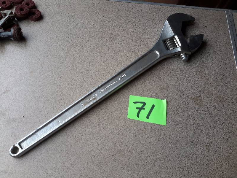 BLUE Point, 24in Crescent Wrench