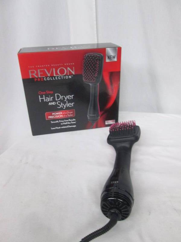 Revlon 2-in-1 Dryer Styler
