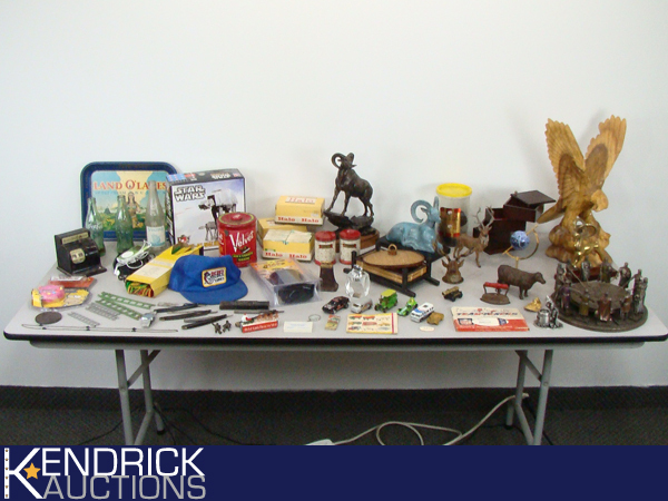 Large Lot of Miscellaneous Collectibles