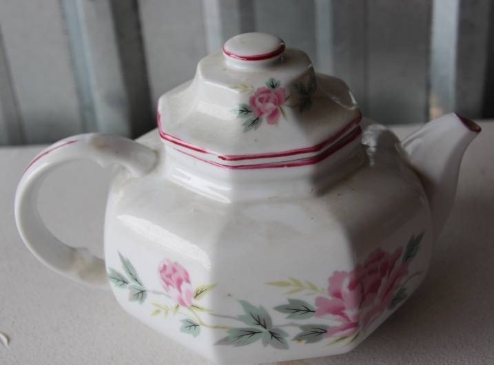 Pink Flowers Ceramic Teapot