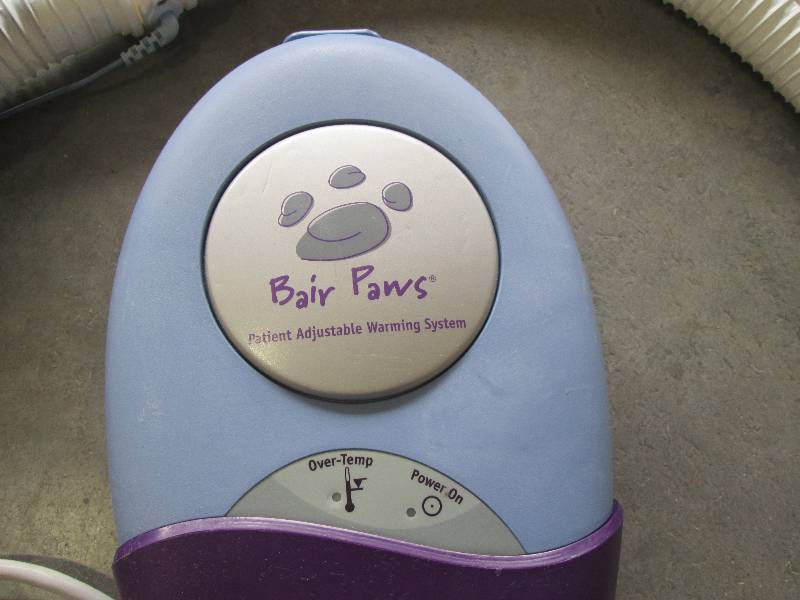 lot 287 image: Bair Paws Adjustable Warming System