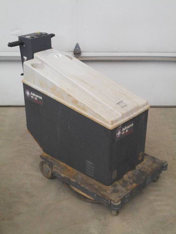 lot 2 image: Advance VS-20 Commercial 36Volt Ele...
