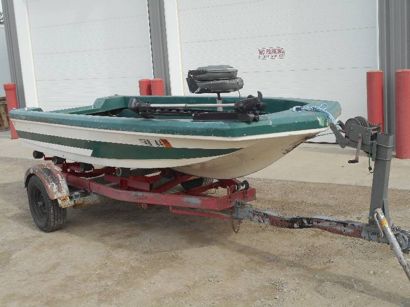 lot 7 image: 1979 Ranger 16ft Fiberglass Fishing...