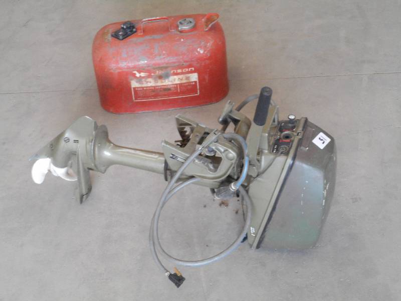 lot 15 image: Johnson Outboard Motor With Fuel Ta...