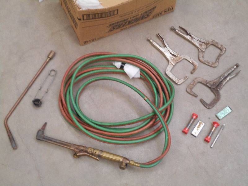 lot 47 image: Oxi-Acetylene Torch Set With Hoses,...