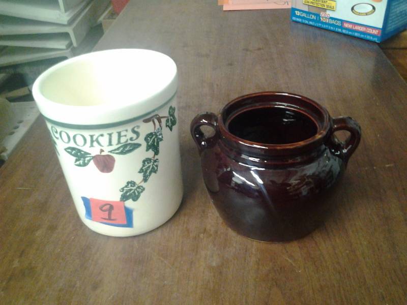 Cookie Crock & Bean Pot