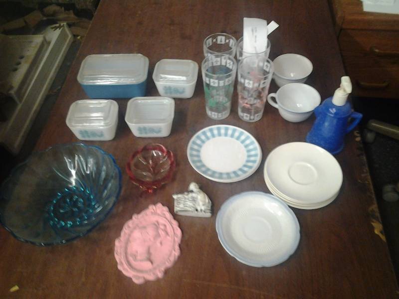 4-Jetsons Glasses, 6-Assorted Small Plates, Saucers, 2-Cups