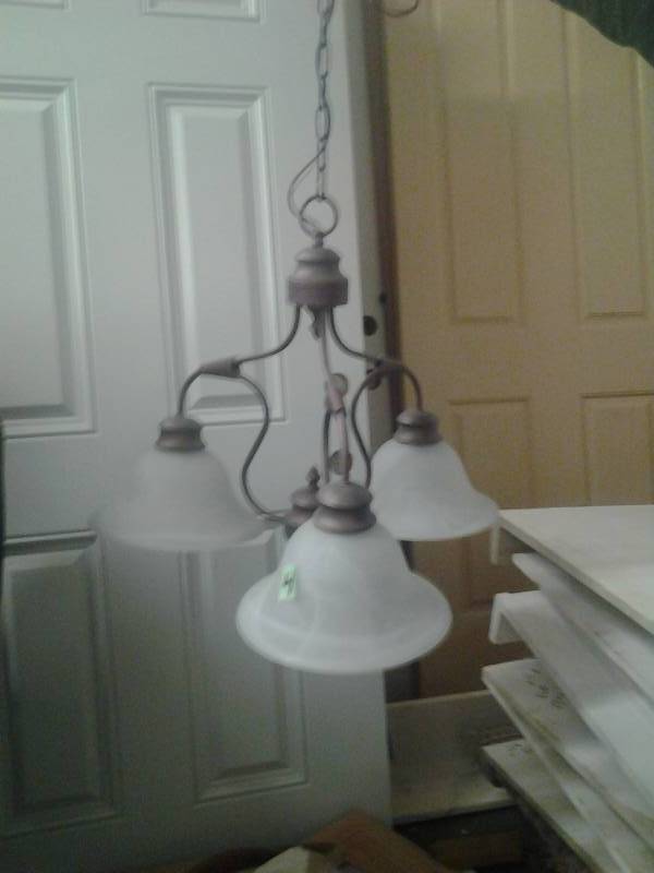 3 Lamp Hanging Light Fixture