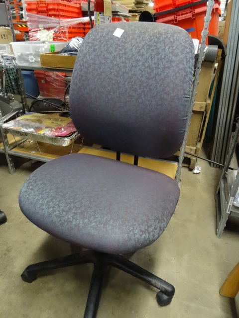 lot 61 image: Chair