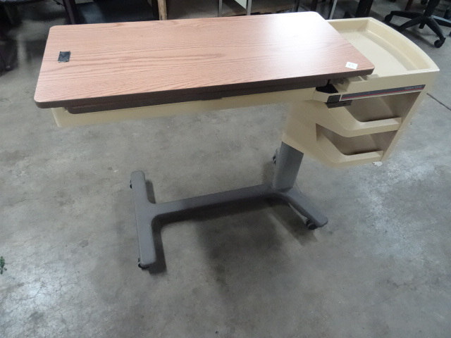 lot 63 image: Hospital Bed