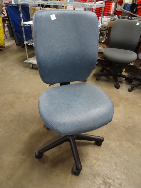 lot 68 image: Chair