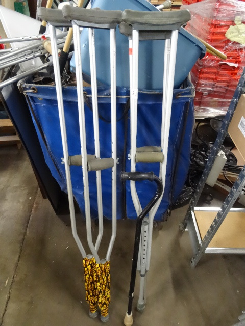 lot 83 image: Crutches & Cane