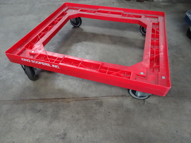 lot 91 image: 4 Wheel Dollies