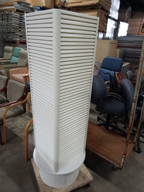 lot 151 image: Retail Display