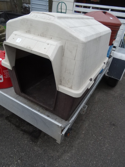 Dog House