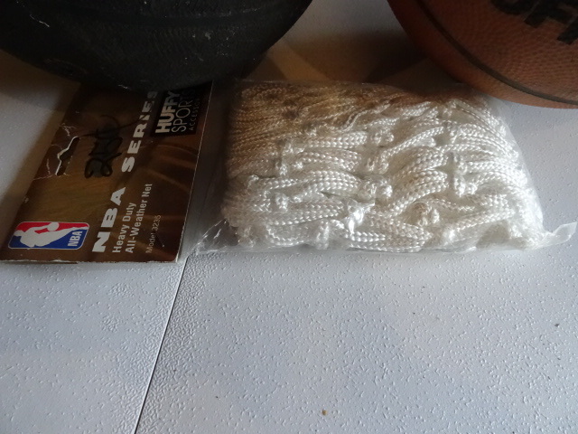 Basketballs & Net