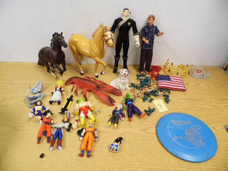 Action Figures - Toys
