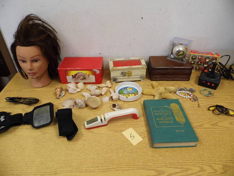 Jewelry Boxes - Hair Dresser Head