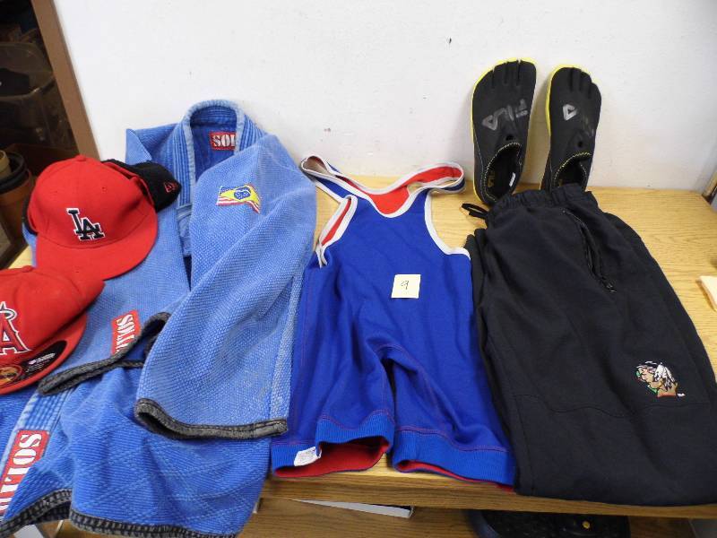 Large Lot of Clothing