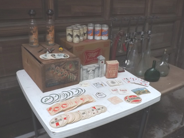 lot 106 image: Large Lot of Vintage Beer, Whiskey, Bar etc. Items