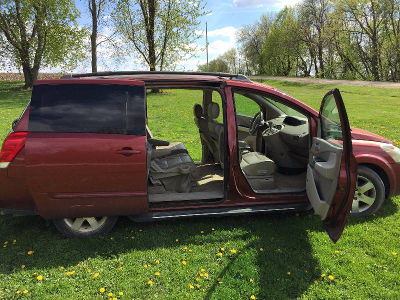 2004 Nissan Quest