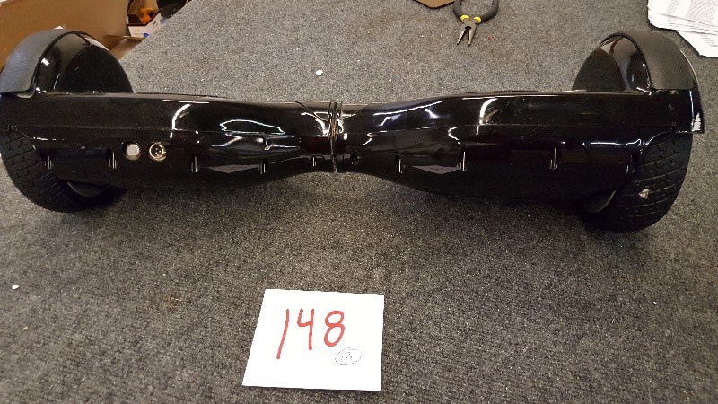 lot 148 image: CLASSIC SMART BALANCE Wheel Scooter- BLK