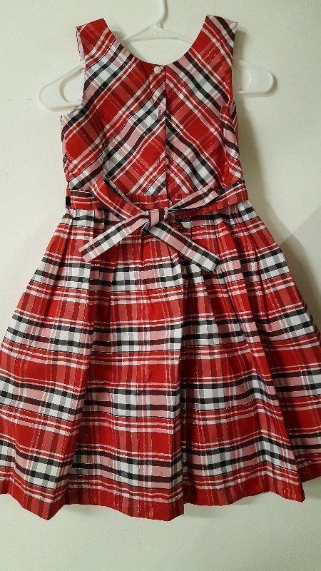 lot 48 image: Jona Michelle Girls Dress - SZ12