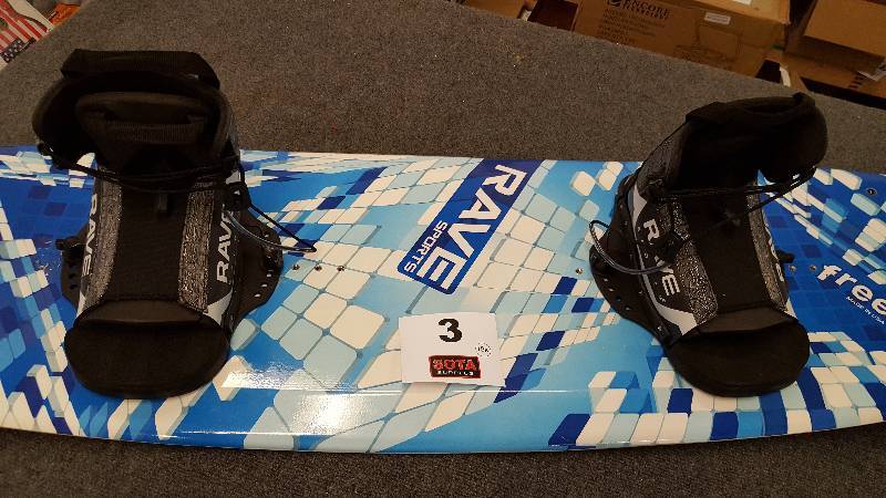 lot 3 image: RAKE SPORTS  Freestyle Wakeboard