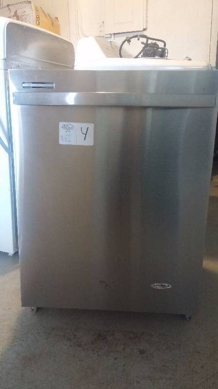 lot 4 image: New Whirlpool Dishwasher in Stainless Steel - Tested and works