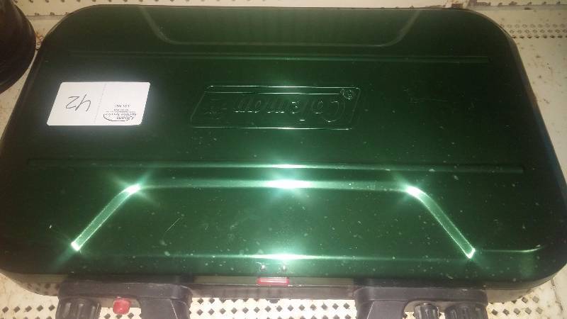 lot 42 image: New Coleman Propane Grill
