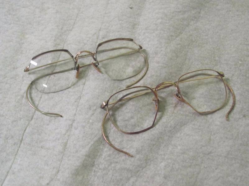 round wire rim reading glasses