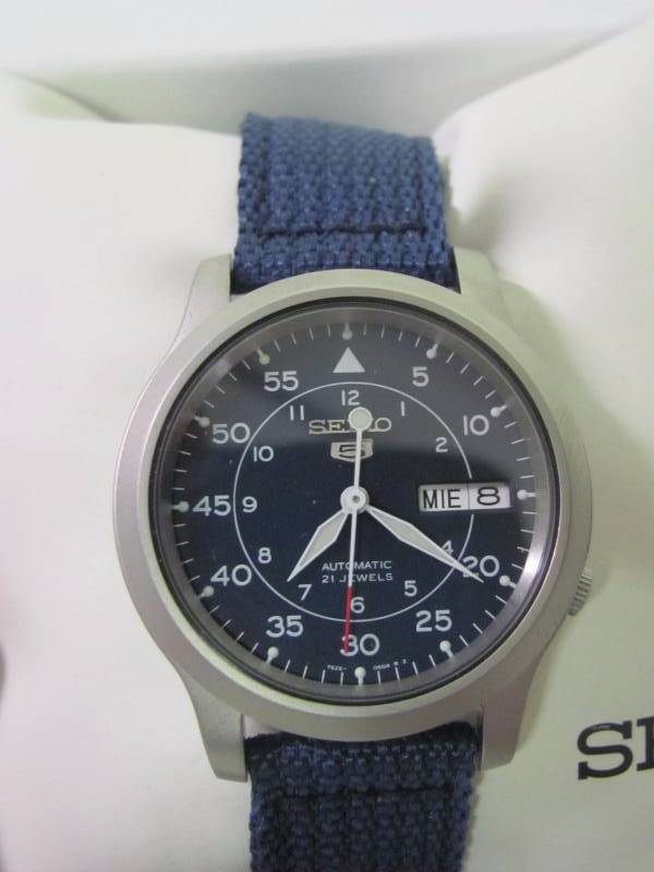 lot 56 image: Seiko Mens Blue 21 Jewel Automatic Watch