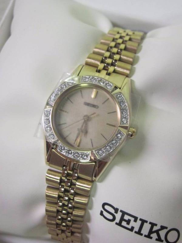 lot 58 image: Seiko Womens Gold Stainless Steel Crystal Solar Watch