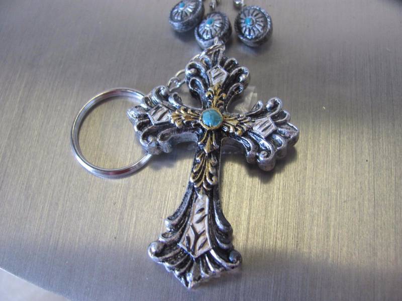 lot 132 image: Southwest Turquoise Rearview Mirror Accent Cross & Key Chain Set