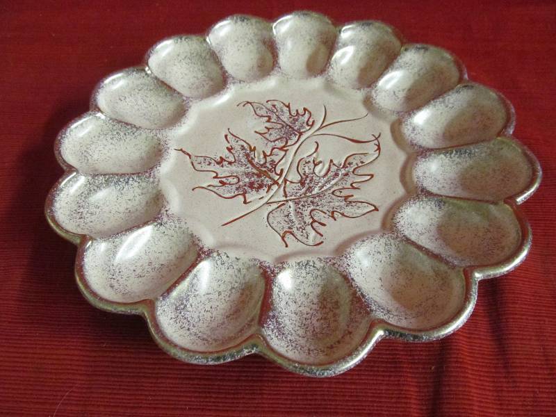lot 67 image: Egg Dish