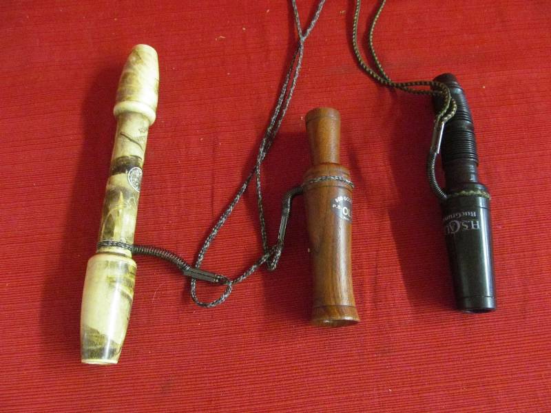 lot 74 image: Hunting Calls