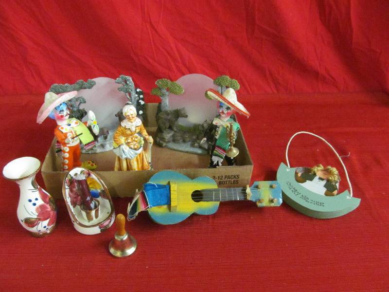 lot 111 image: candle holders