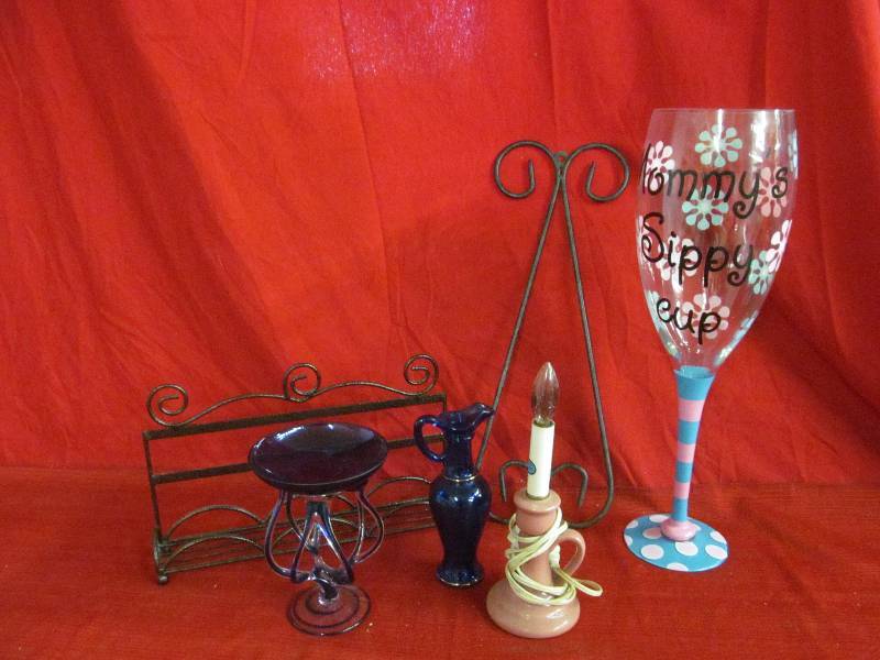 lot 163 image: wire shelf