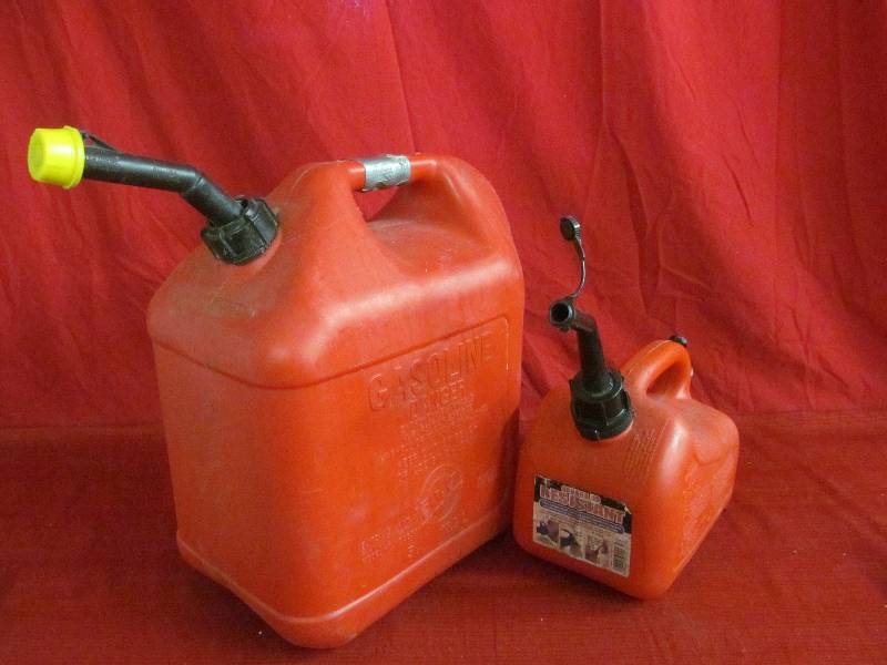 lot 179 image: gas containers