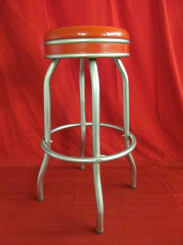 lot 201 image: vintage bar stool