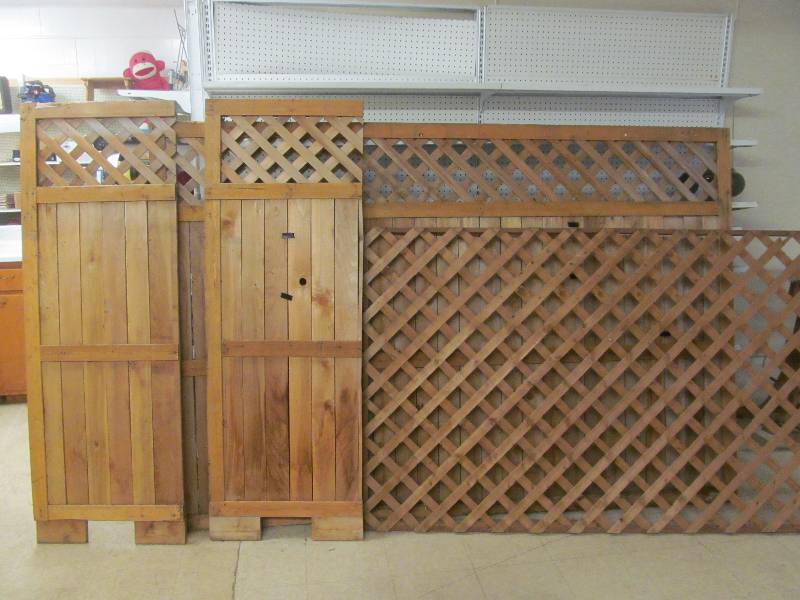 lot 227 image: privacy fence