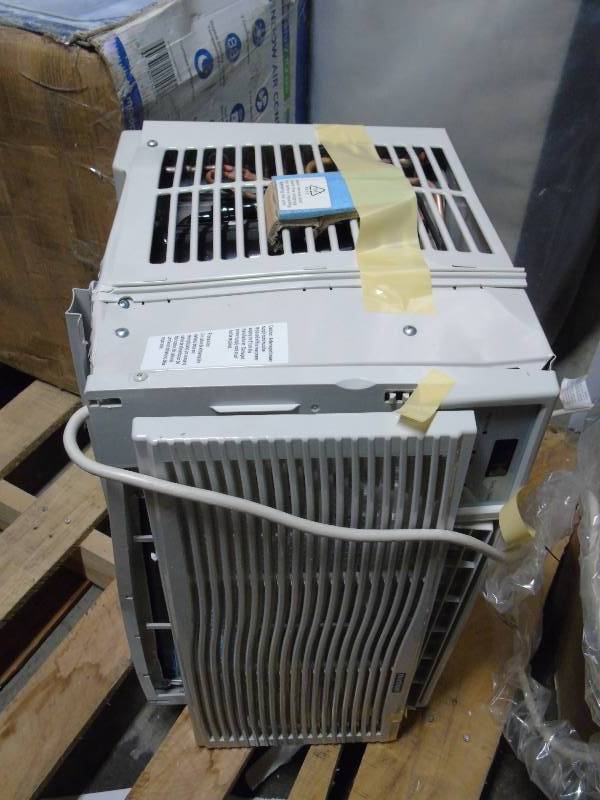 lot 37 image: Norpole 6050 Btu Window Air Conditioner