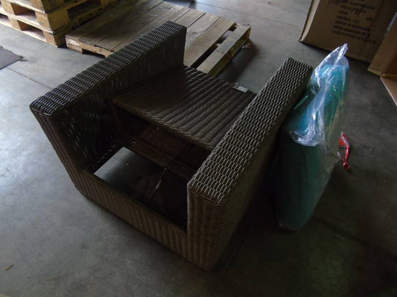lot 70 image: Heatherstone Wicker Patio Club Chair - Turquoise