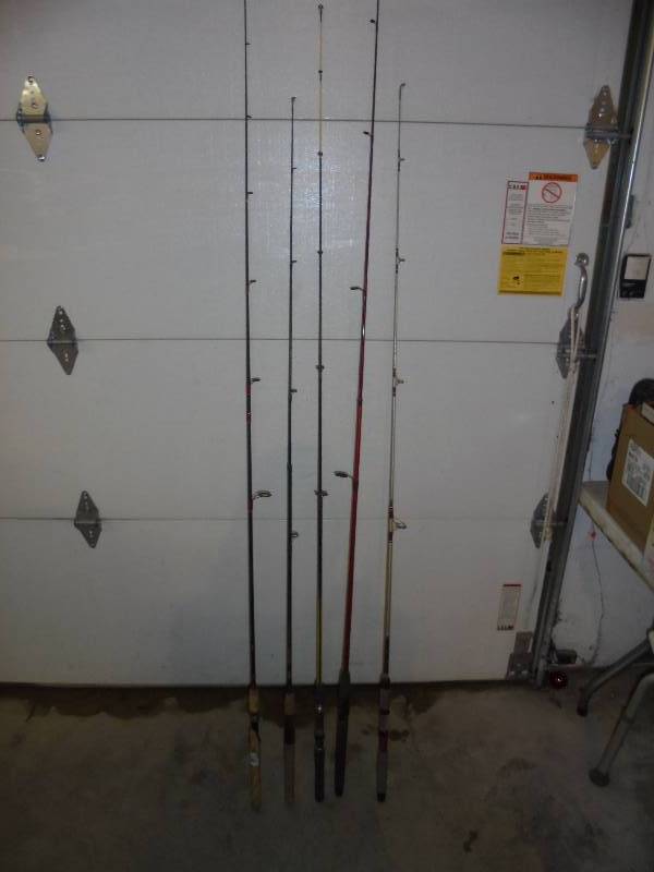 Lot - Bait Casters & Spinning Rods