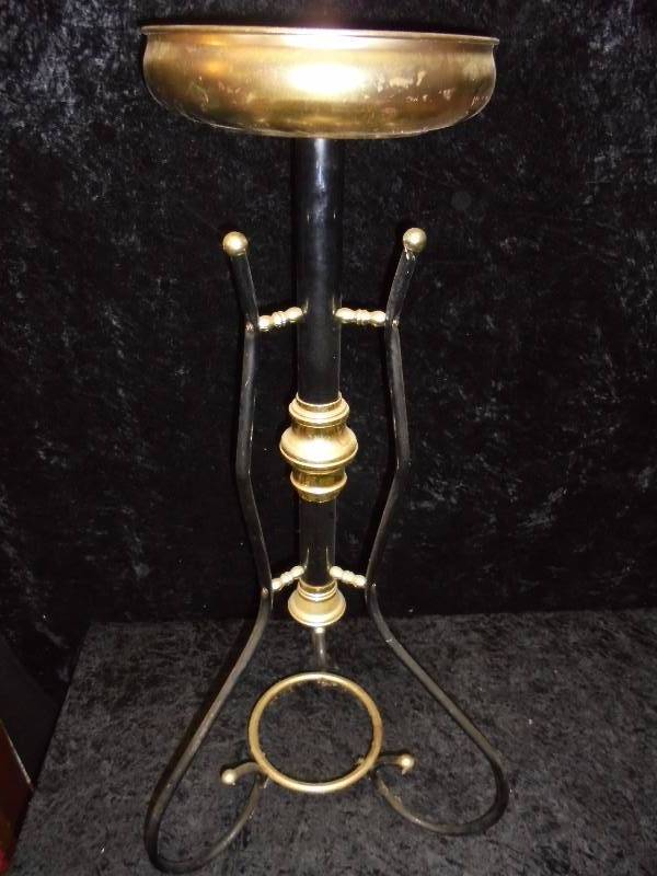 Metal Plant Stand