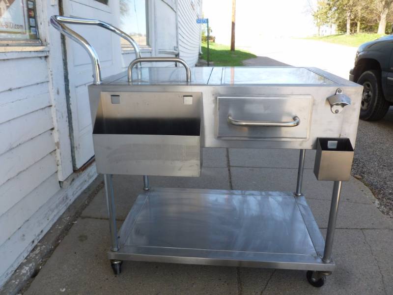 lot 2 image: Stainless Steel Grilling Cart