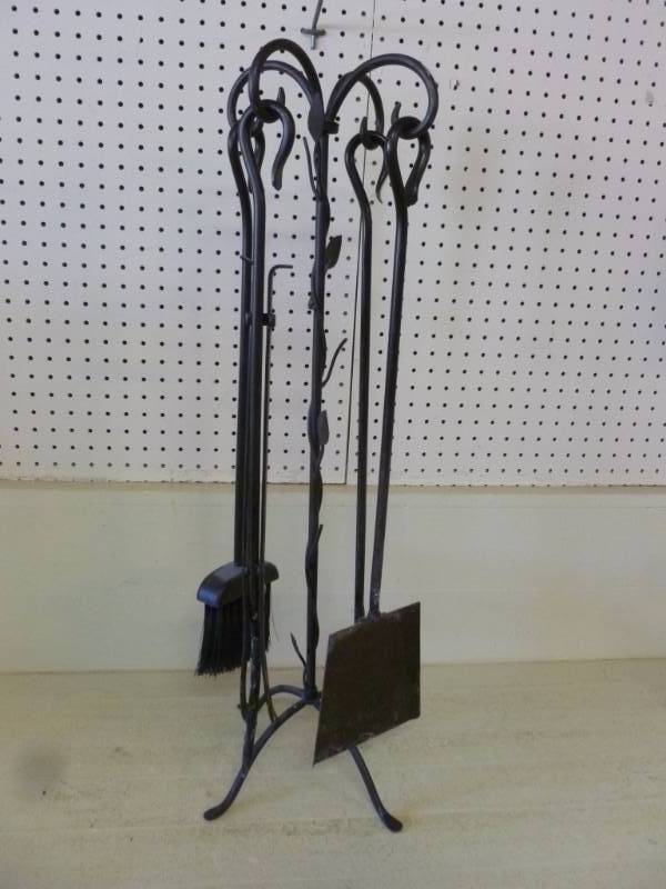 lot 8 image: Rod Iron Fireplace Tool Set