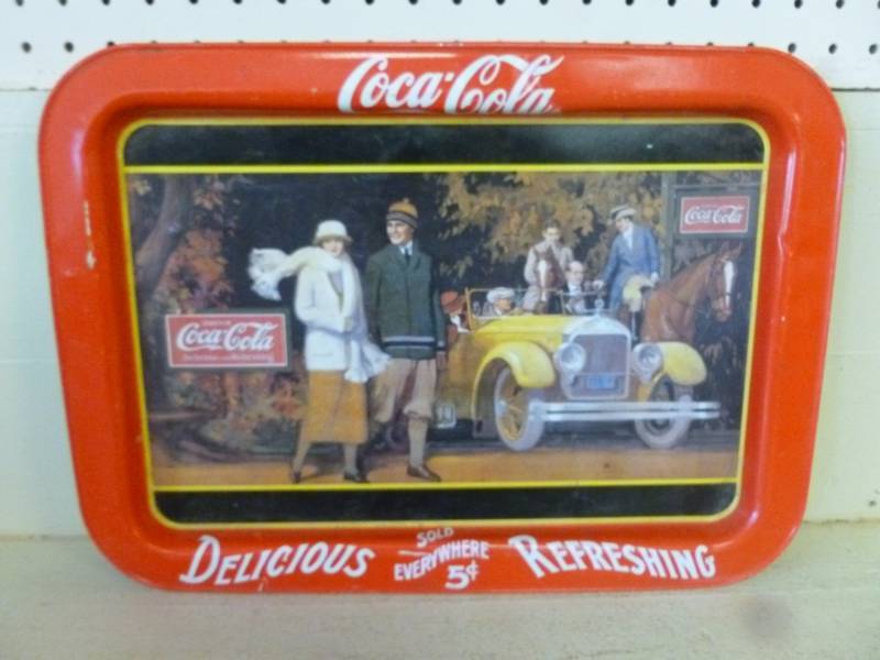 lot 62 image: Coca-Cola Collectible